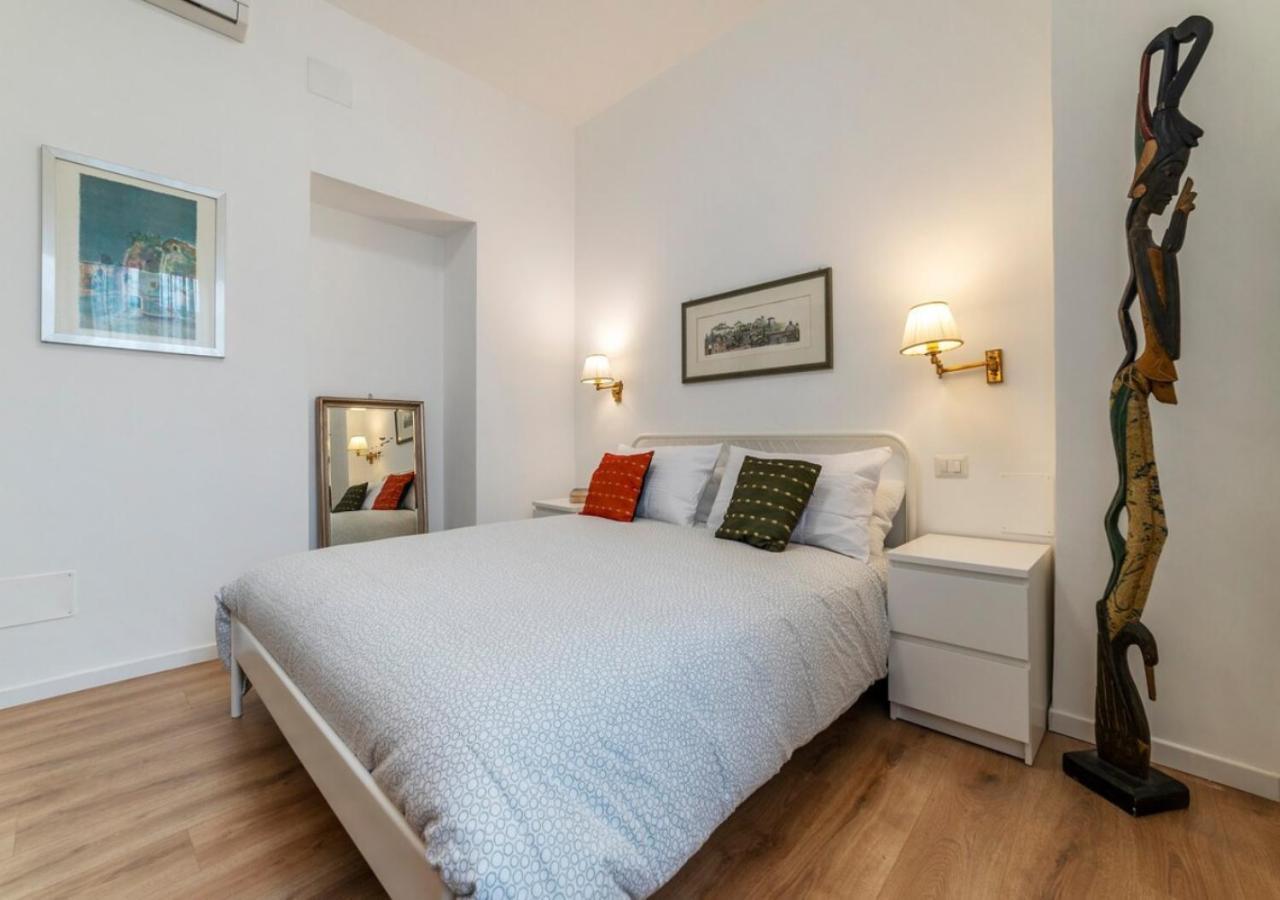 Elegant, With Private Terrace Next To The Vatican Rome Exterior photo