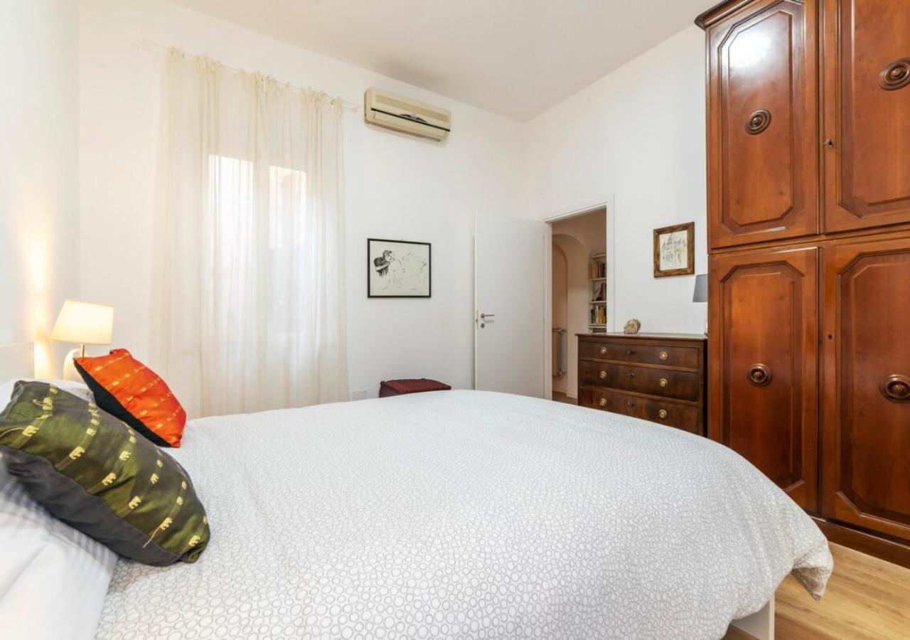 Elegant, With Private Terrace Next To The Vatican Rome Exterior photo