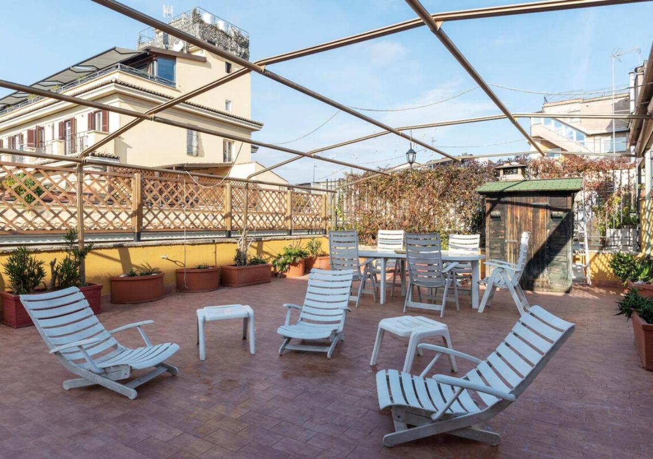 Elegant, With Private Terrace Next To The Vatican Rome Exterior photo